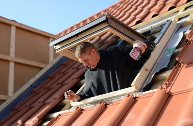 Pose de fenêtres de toit Velux à Néhou